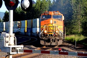 BNSF 4754 East Z Train at Sandpoint